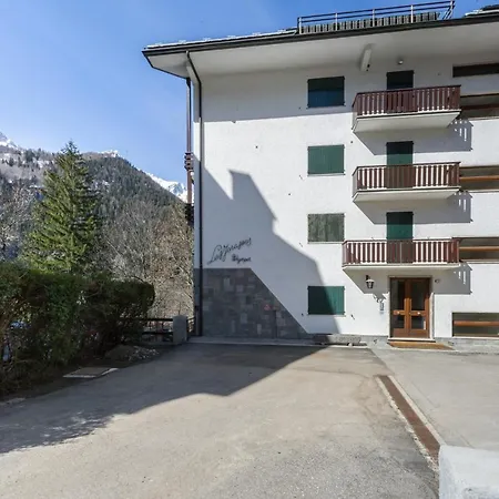 Apartment Le Volpi Courmayeur